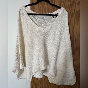 O’Neill Beach/Lounge Cropped Cream Knit Poncho. Soft Cozy, Comfy.